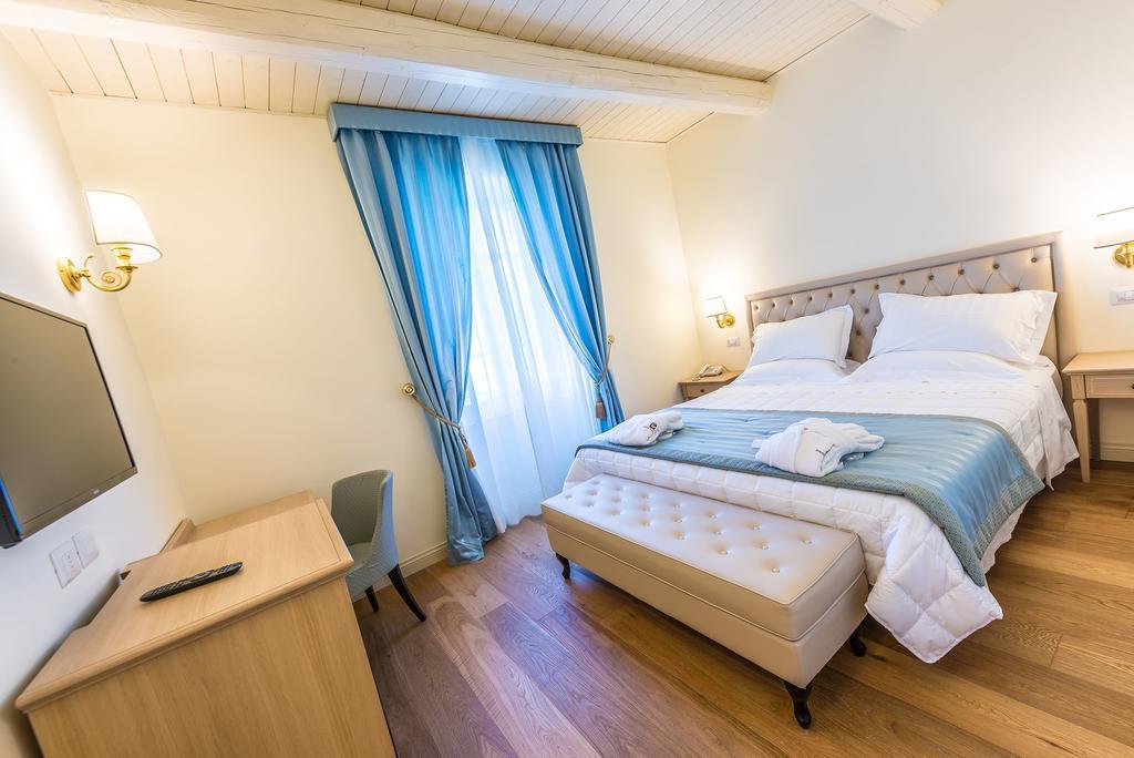 Relais Paradiso Resort & Spa Marcellano Εξωτερικό φωτογραφία